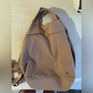 Lululemon On My Level 2.0 Bag